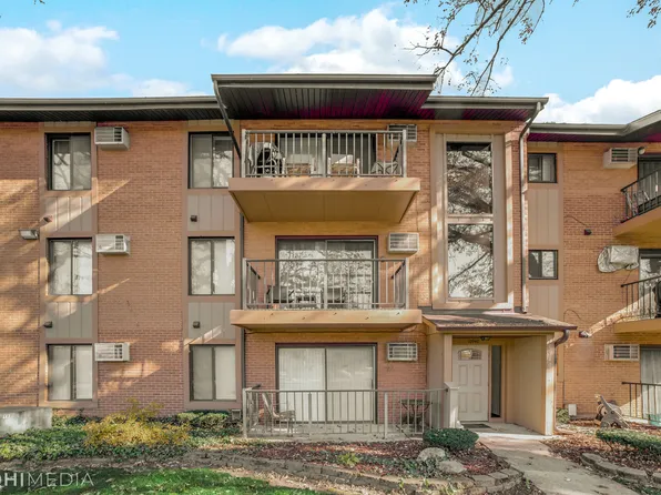 10940 S Worth Ave APT 7, Worth, IL 60482