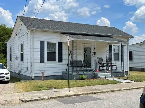 9 Laurel Ave, Danville, VA 24541
