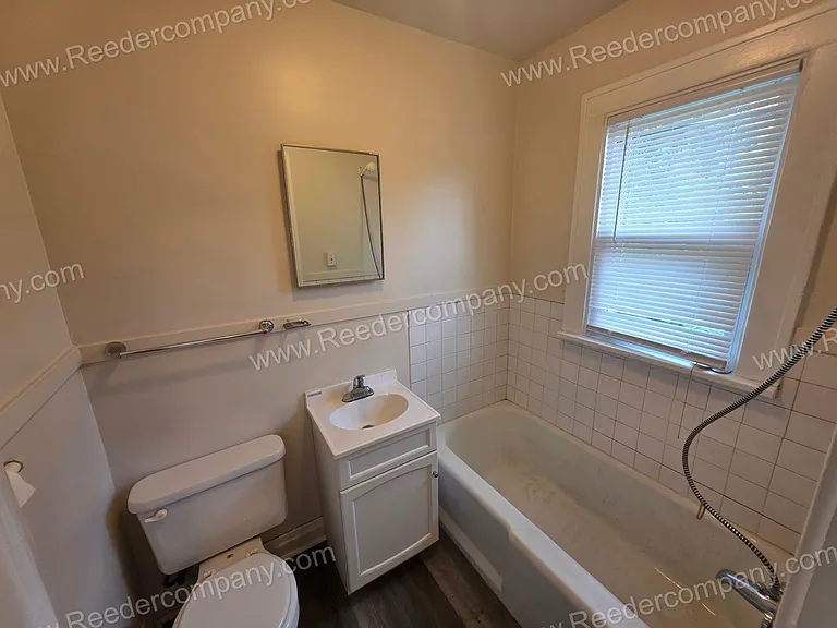 35 Carroll Street — Photo 9