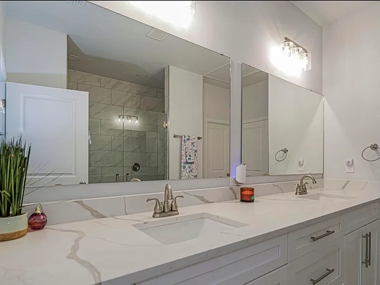 3010 Eldron Blvd SE — Photo 17