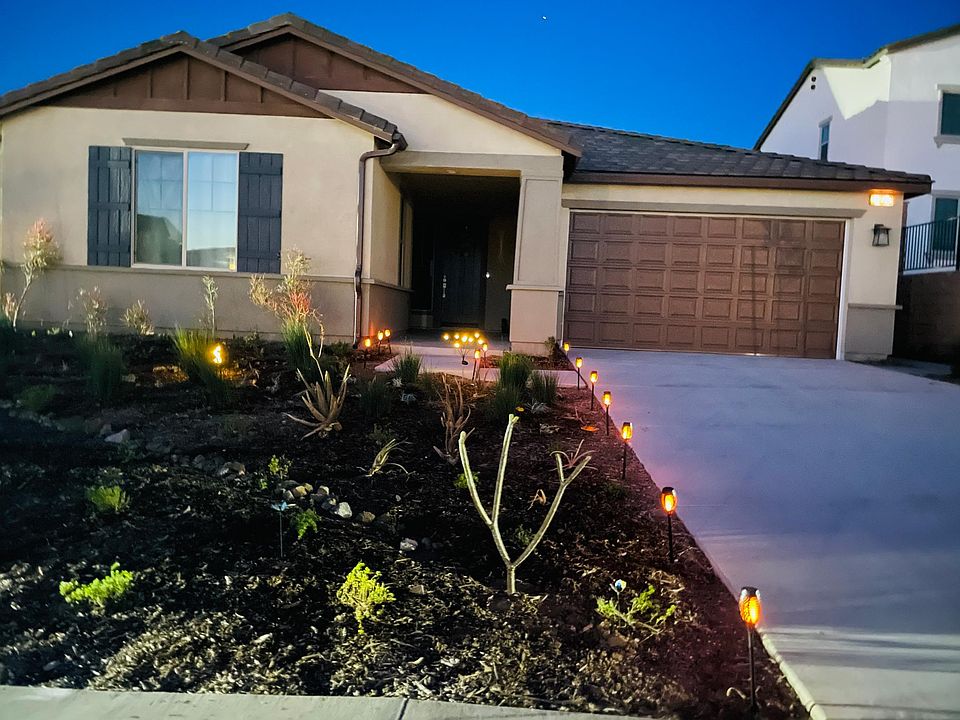 1st image of 29680 Bonneville Ct