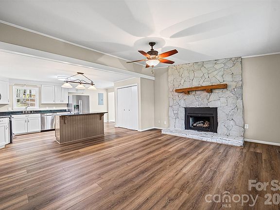 4th image of 5590 Liberty Hill Rd