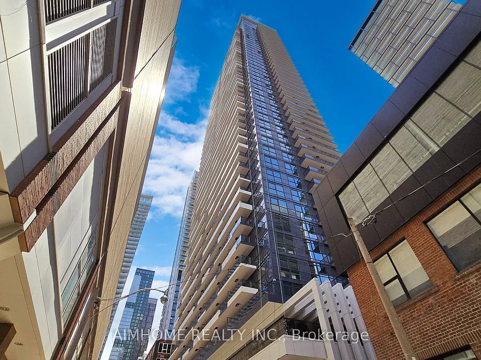 38 Widmer St #1209