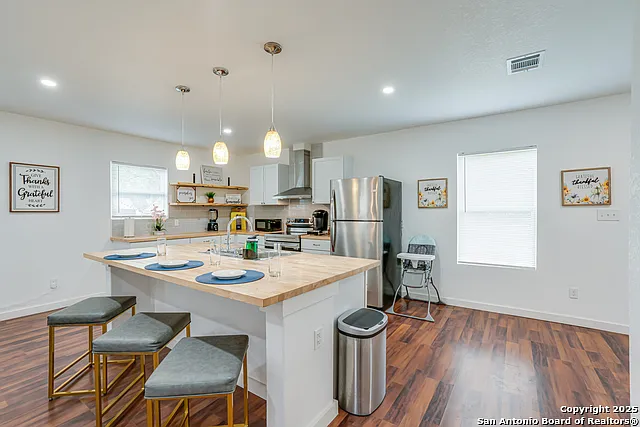 1039 McKinley Ave — Photo 15