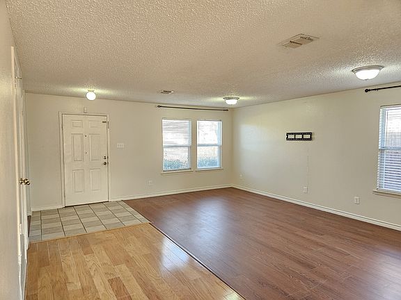 5th image of 1513 Windward Ln