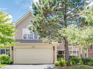 733 Clover Hill Ct, Elk Grove Village, IL 60007