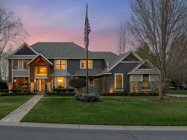 26950 Marsh Pointe Ct, Shorewood, MN 55331