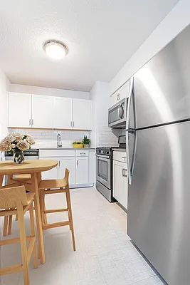 Rented by Compass | media 6