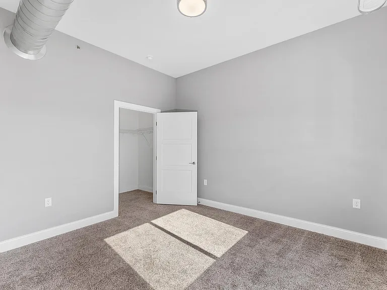 417 S 2nd Ave — Photo 39
