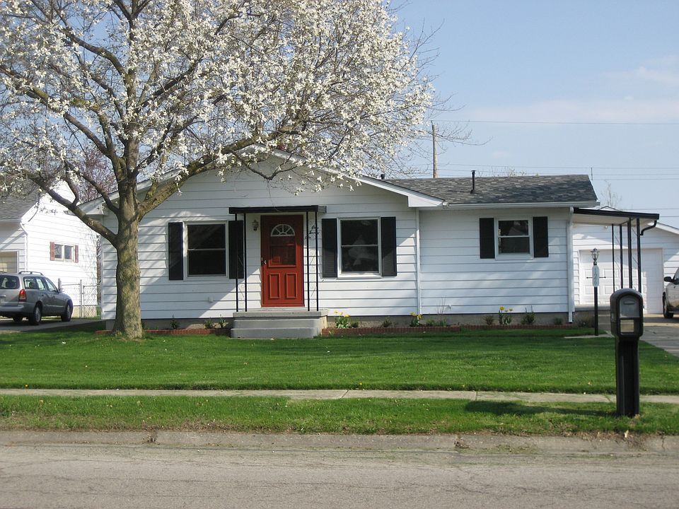 1st image of 126 W Parkwood St