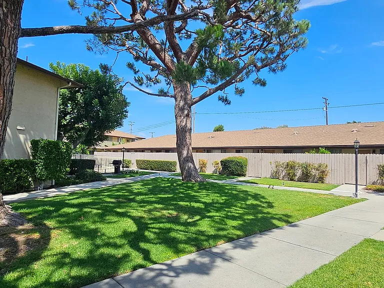 10635 Colima Rd — Photo 45