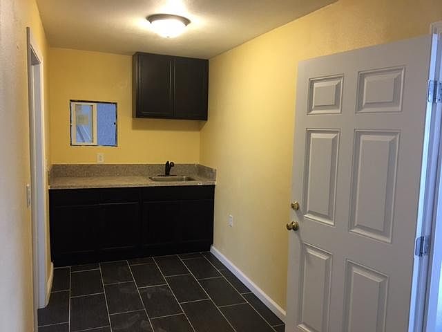 1st image of 1139 N Alma Ave