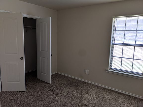 2nd image of 9112 Quincy Ave