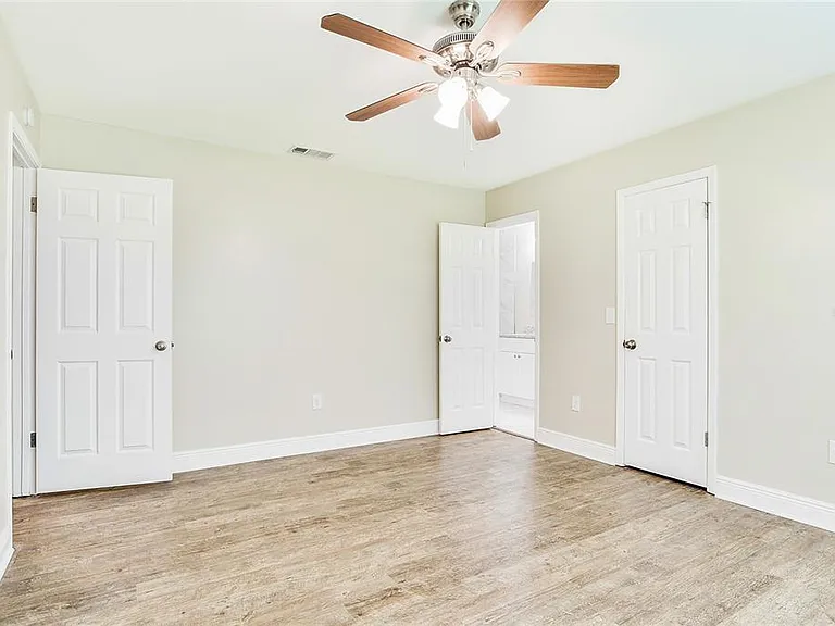4023 Meandering Ct — Photo 23