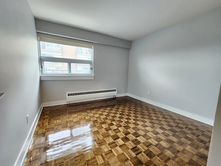 420 Gilmour St — Photo 10