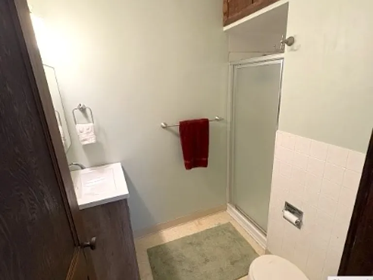 302 W Main St — Photo 9