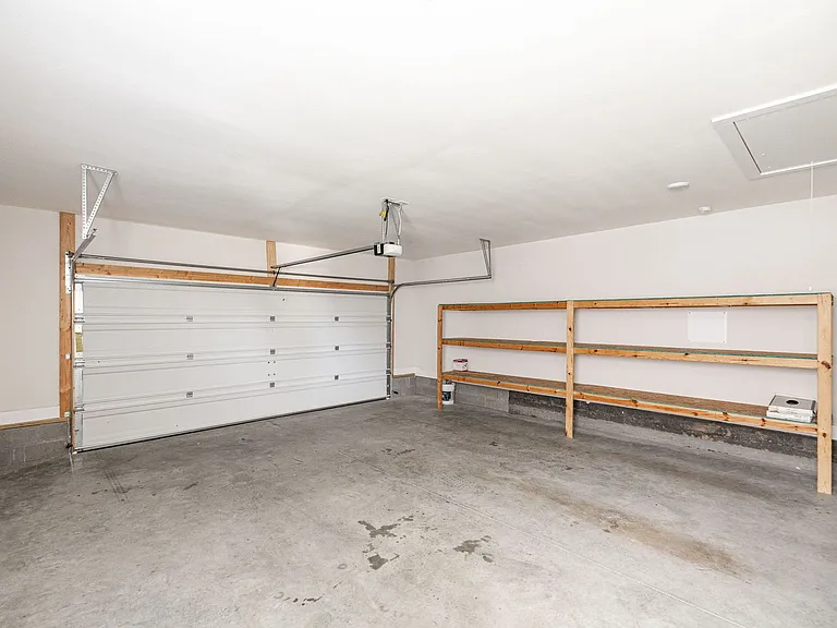 905 Frog Gip Pond Ct — Photo 32