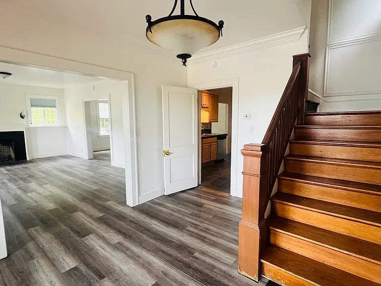 812 Tyler Ave #6 — Photo 10