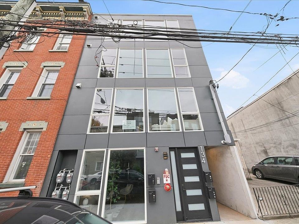 1st image of 134 New York Ave #201