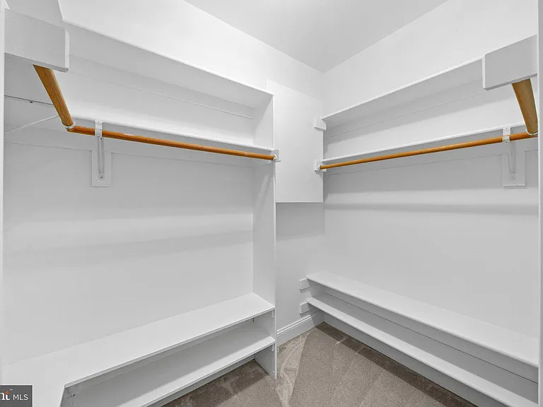 1310 Forestwood Dr — Photo 23