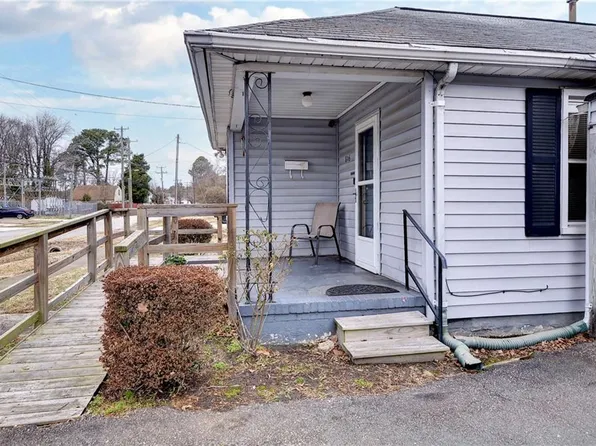 806 Pocahontas Pl, Hampton, VA 23661