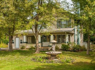 66 Lamplighter Ln, East Flat Rock, NC 28726