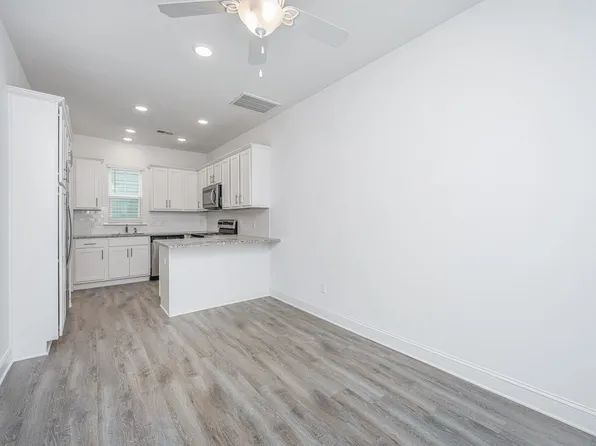 2003 E Patterson Point, Hanahan, SC 29410