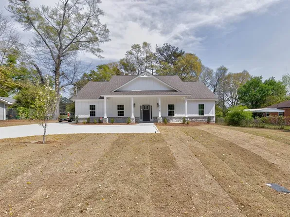 5318 Lakeshore Rd, Columbus, GA 31907