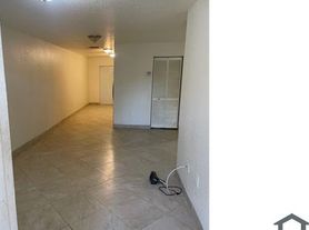 437 NW 81st St, Miami, FL