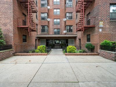 32-40 89th Street #209, East Elmhurst, NY, 11369