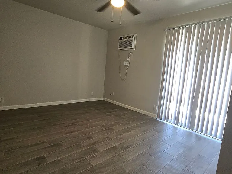 1206 King Ave #C — Photo 6
