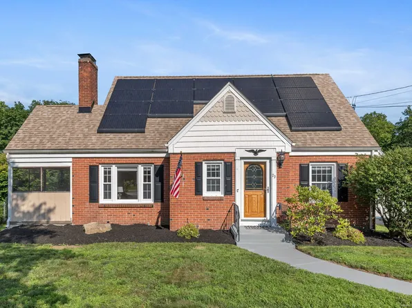 79 Baldwin Road, Manchester, CT 06042