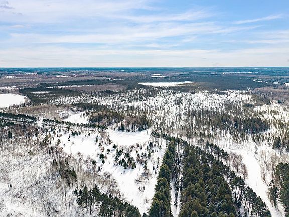 3rd image of 2712 Lund Rd