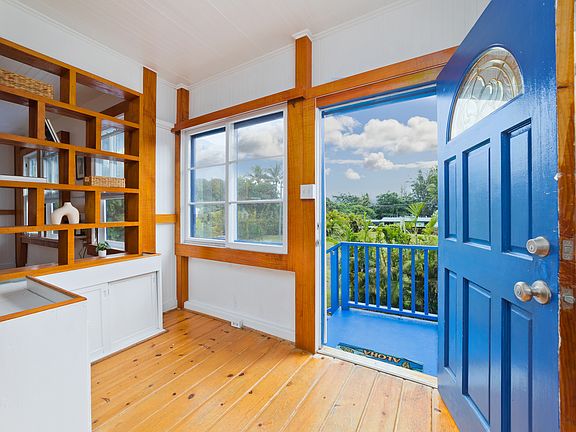 4th image of 2048 Kalanianaole St