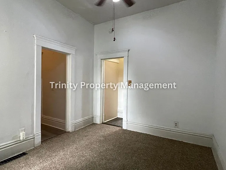 306 Byrd Ln — Photo 8