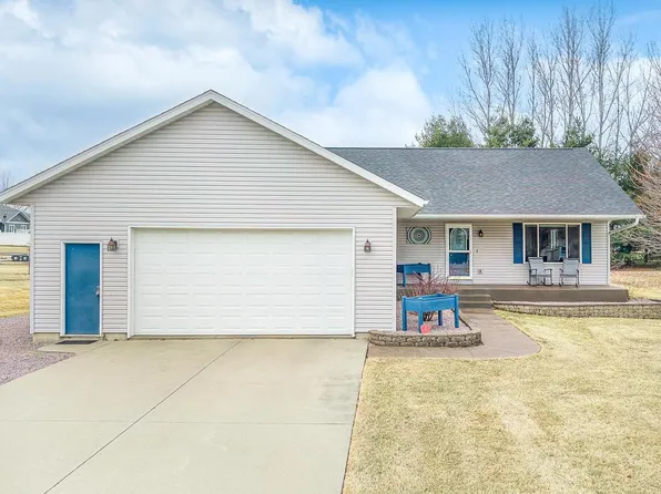 518 Midway DRIVE, Reedsburg, WI 53959