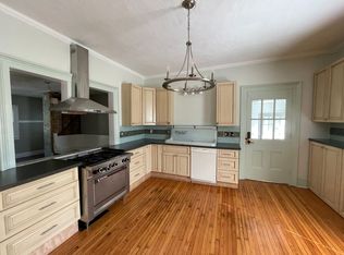 800 Oswego Rd, Liverpool, NY 13090