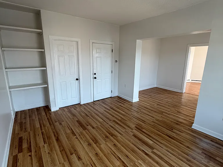 968 Broad St #3 — Photo 8