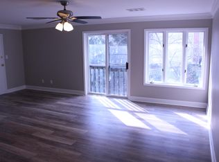 1640 Nicholasville Rd APT 301, Lexington, KY 40503