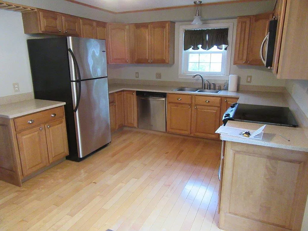 2 bed, 1152 sqft, $2,600 — Photo 2