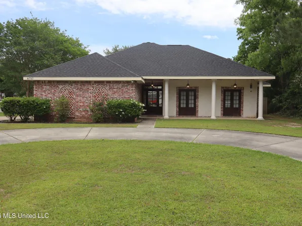 6717 Westwind Dr, Biloxi, MS 39532