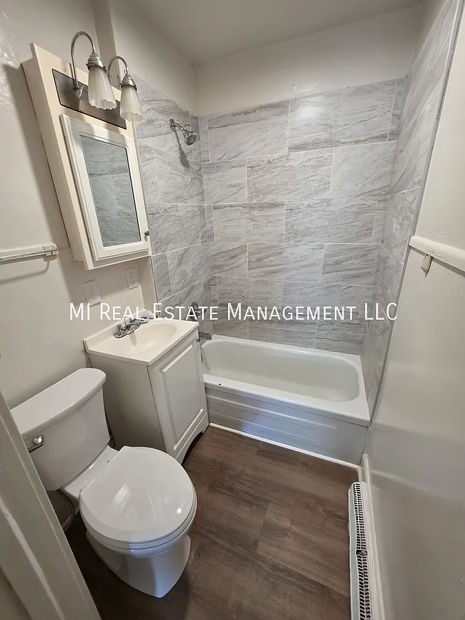 2 bed, 1.0 bath, 1000 sqft, $1,295 — Photo 4