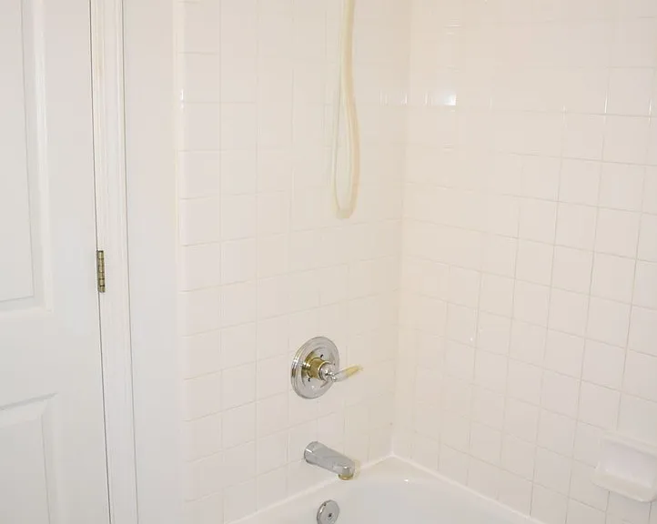 630 Rogers Cir — Photo 27