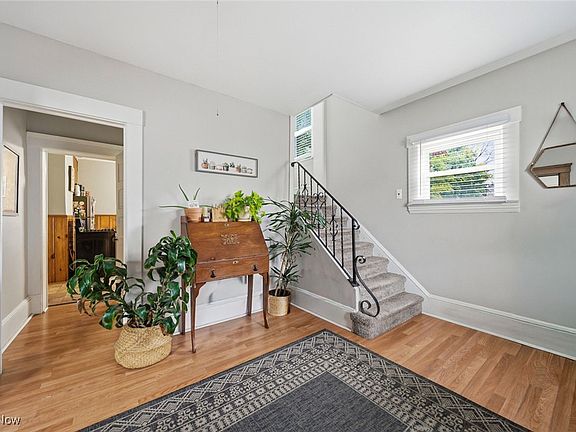 3rd image of 2147 W 11th St
