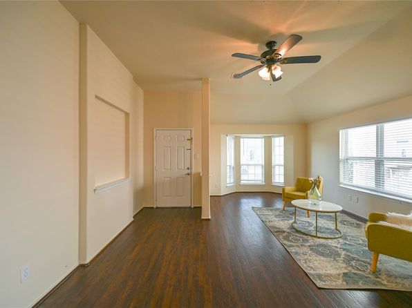 20019 Roycroft Ln, Richmond, TX 77407
