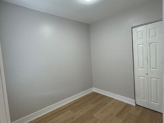 4th image of 532 W 26th St Unit 1