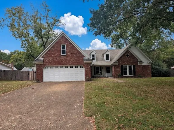 330 Oakleigh Dr, Collierville, TN 38017