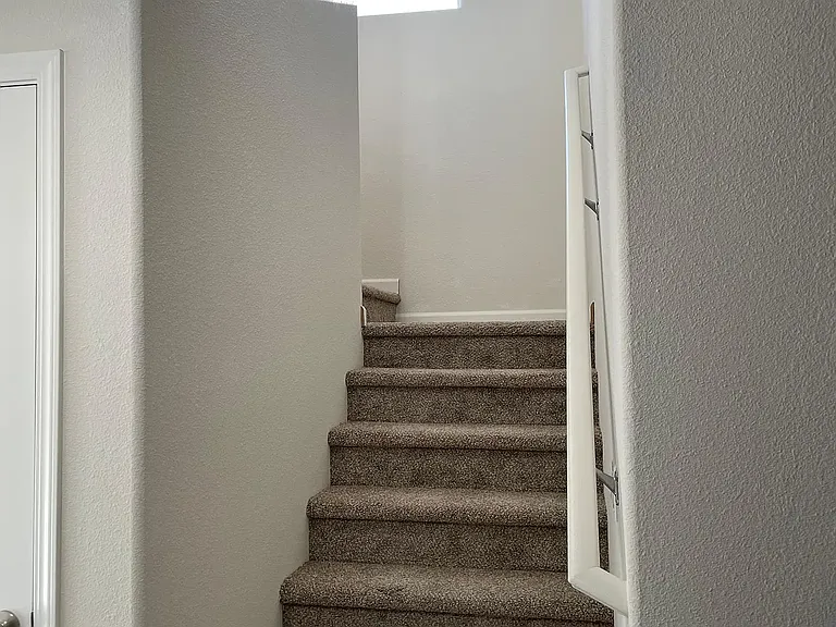 661 Granada Ct — Photo 9