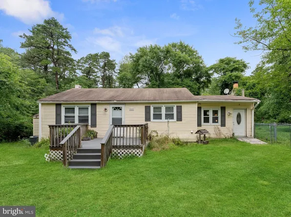 525 Larch Ave, Browns Mills, NJ 08015