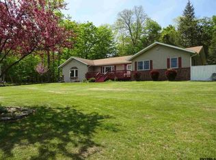 88 Devan Rd, Greenville, NY 12083